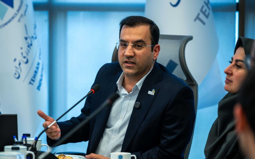 تفاهمنامه ۱۵ ساله برای آینده اقتصاد دیجیتال؛ همکاری انجمن تجارت الکترونیک و فنیوحرفهای کلید خورد تفاهمنامه ۱۵ ساله برای آینده اقتصاد دیجیتال؛ همکاری انجمن تجارت الکترونیک و فنیوحرفهای کلید خورد